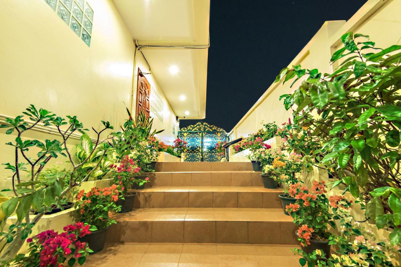 Butterfly Garden Boutique Residences Large Luxury Apts And A Lifetsyle Destination By Neang, Everything Need Right Here 1-3 Bedrooms 110 To 190 Sq Mtrs, 2 Full Bathrooms, Rain Shower, Bath, Bbq, Free Wifi, Staff 24-7, Close To Beac *